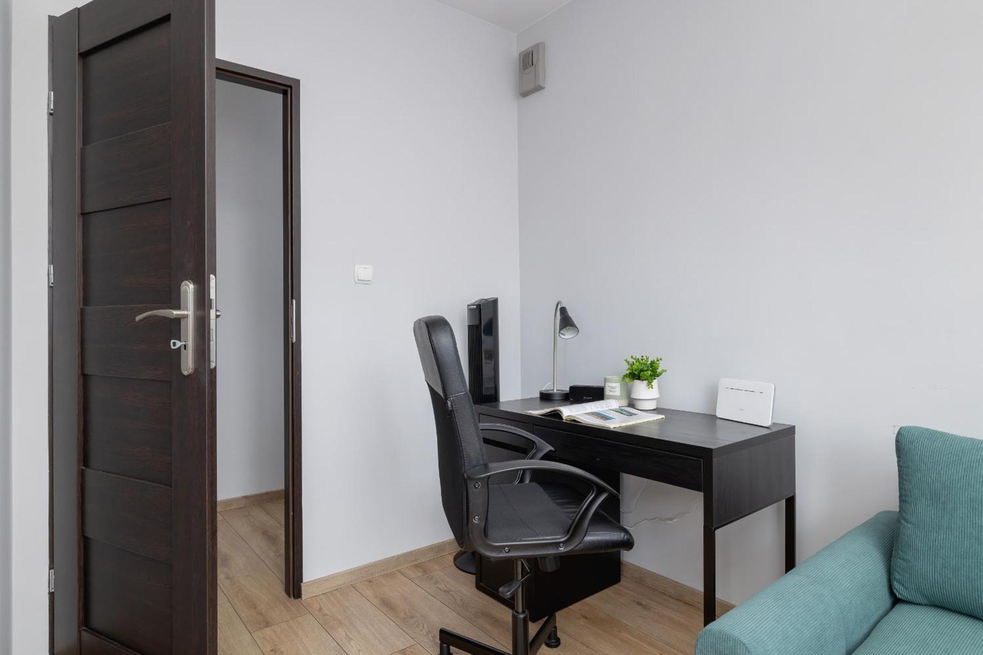 Stylish Apartment With Balcony & Parking Cracow By Noclegi Renters 克拉科夫 外观 照片