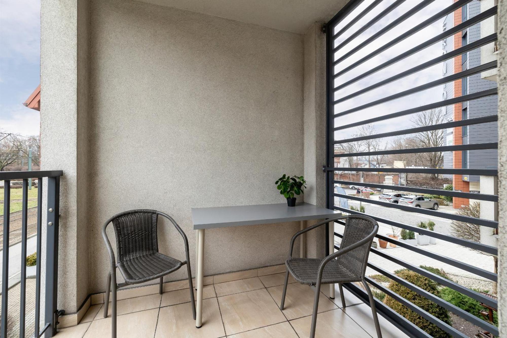 Stylish Apartment With Balcony & Parking Cracow By Noclegi Renters 克拉科夫 外观 照片